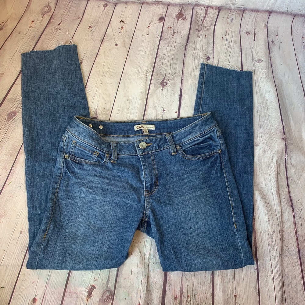 CAbi Raw Hem Jeans Size 6
